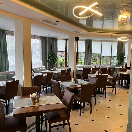Family Hotel The View & Spa Tsigov Chark ภายนอก รูปภาพ