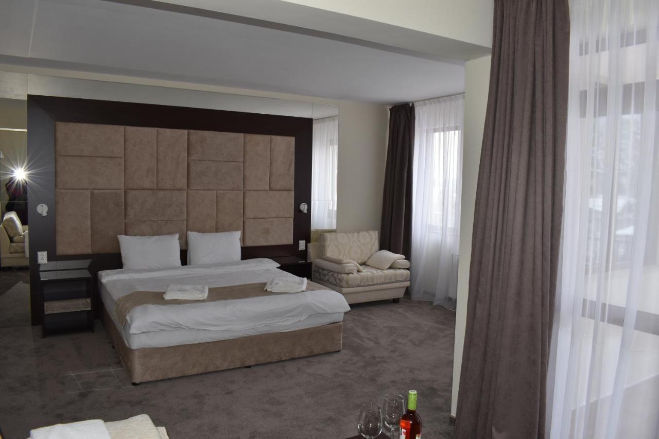 Family Hotel The View & Spa Tsigov Chark ภายนอก รูปภาพ
